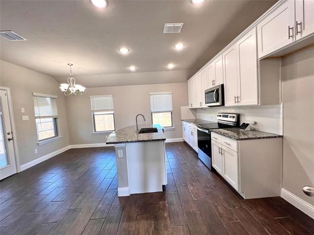 537 Hillcrest Cir in Justin, TX - Building Photo - Building Photo