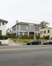 221 S Virgil Ave in Los Angeles, CA - Building Photo - Building Photo