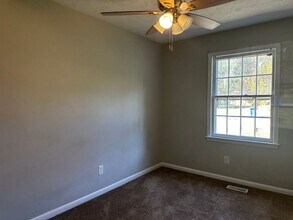 6337 Paddington Ct in Fayetteville, NC - Building Photo - Building Photo