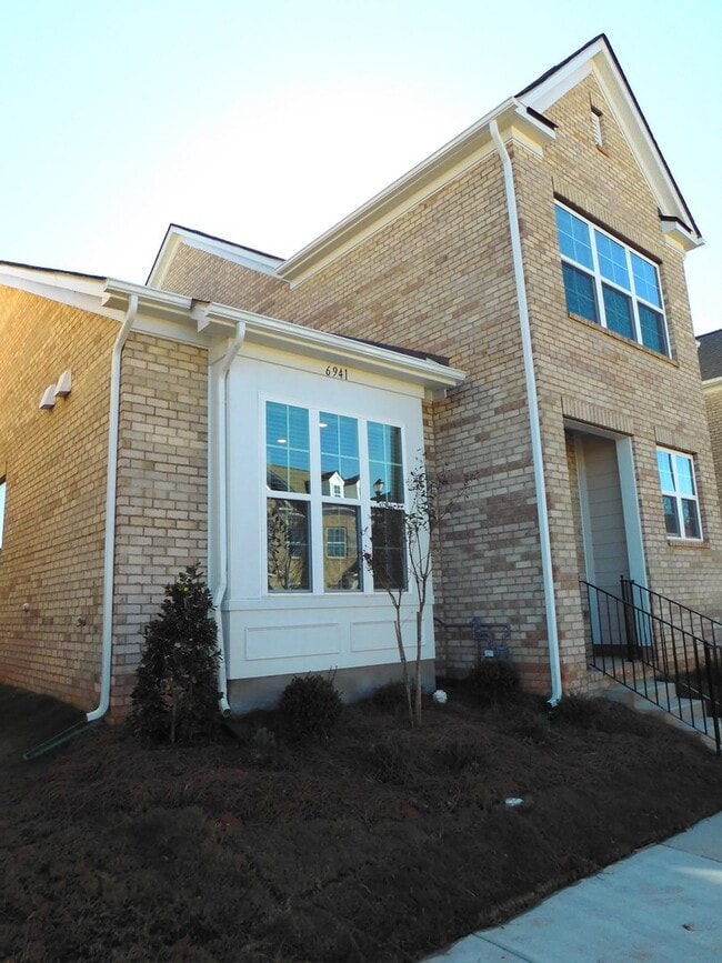 6941 Walnut Branch Ln in Charlotte, NC - Building Photo - Building Photo