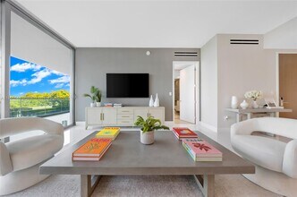 10201 Collins Ave, Unit 305 in Bal Harbour, FL - Building Photo - Building Photo