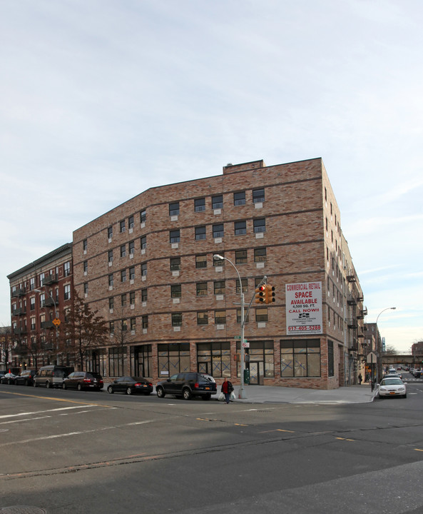 1664 Boston Rd in Bronx, NY - Building Photo