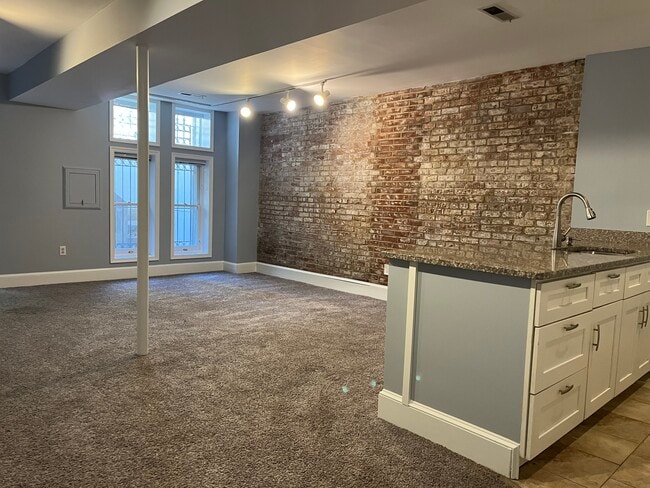 property at 2015 Columbia Rd NW