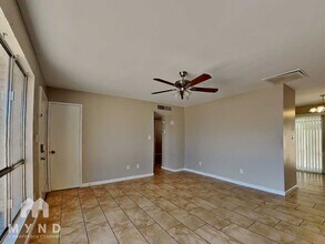 8336 N 105th Ln, Unit 5103B1 in Peoria, AZ - Building Photo - Building Photo