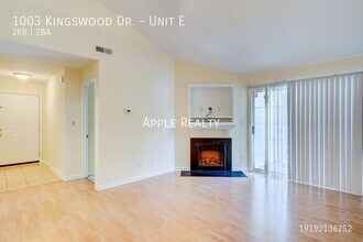 1003 Kingswood Dr in Chapel Hill, NC - Building Photo - Building Photo