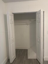 8025 NW 8th St in Miami, FL - Building Photo - Building Photo