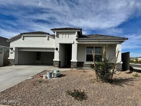 10018 N 177th Ave in Glendale, AZ - Building Photo