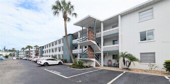 1839 Sunny Dr in Bradenton, FL - Building Photo