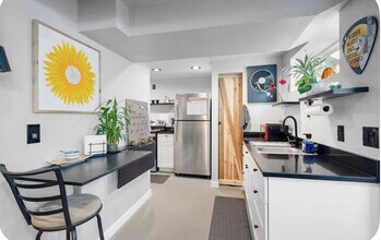 4787 S Zang Way in Morrison, CO - Foto de edificio - Building Photo