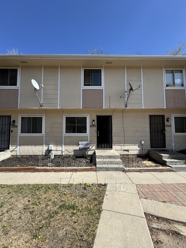 property at 2522 Knob Hill Ct