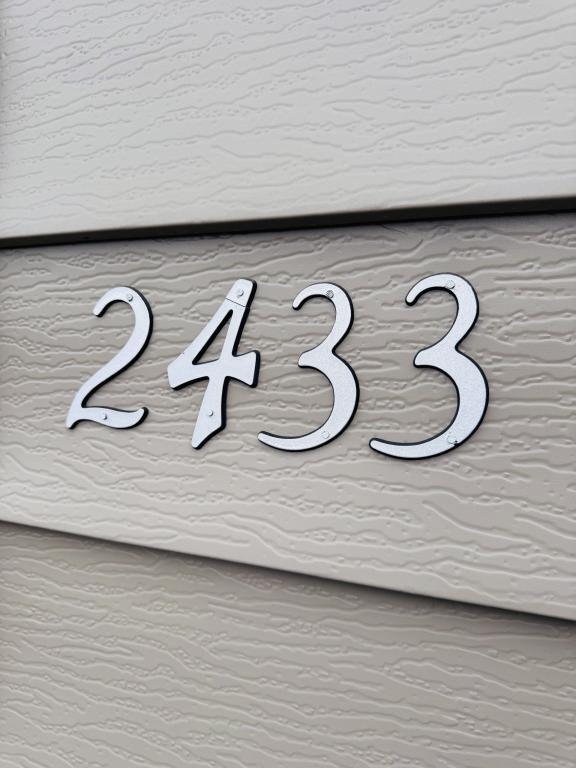 2433 Sunlight Cir in Helena, MT - Building Photo - Building Photo