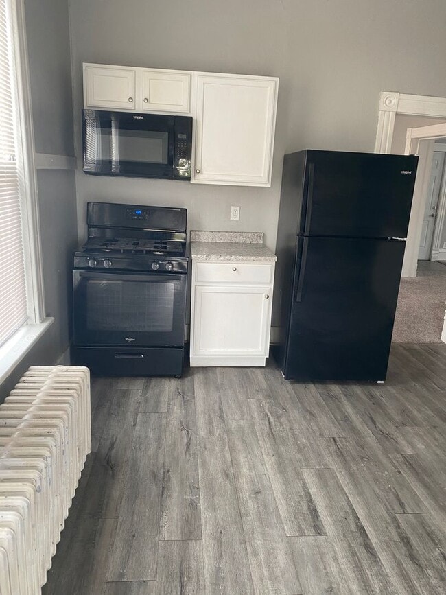 1335 W 13th St in Davenport, IA - Building Photo - Building Photo