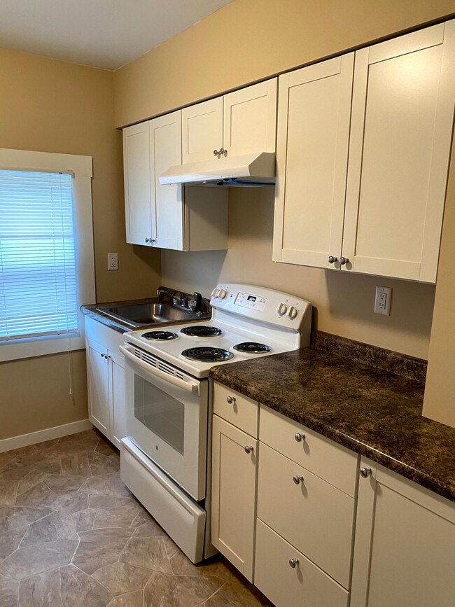 403 F Ave NW, Unit #3