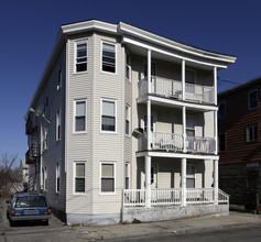 121 Tell St in Providence, RI - Building Photo - Building Photo