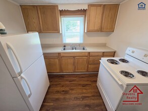1364 Crescent Dr in Cookeville, TN - Building Photo - Building Photo