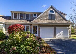 613 MA-6A in Sandwich, MA - Building Photo