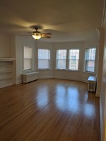 2234 N Campbell Ave, Unit 2nd in Chicago, IL - Building Photo