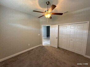 146 Eloise Oaks Dr in Winter Haven, FL - Foto de edificio - Building Photo