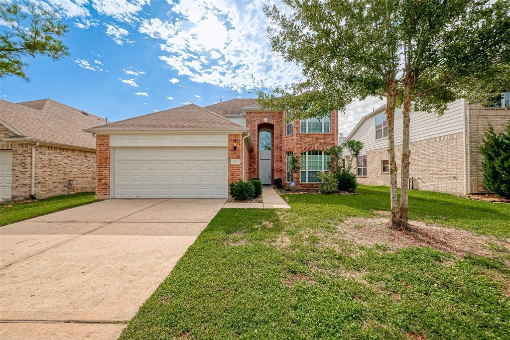 30210 Castle Forest Dr in Spring, TX - Building Photo