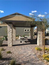 345 Summer Sparrow Ave in Henderson, NV - Building Photo - Building Photo
