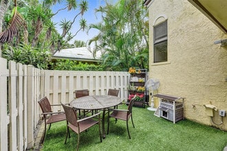 22322 Pineapple Walk Dr in Boca Raton, FL - Building Photo - Building Photo