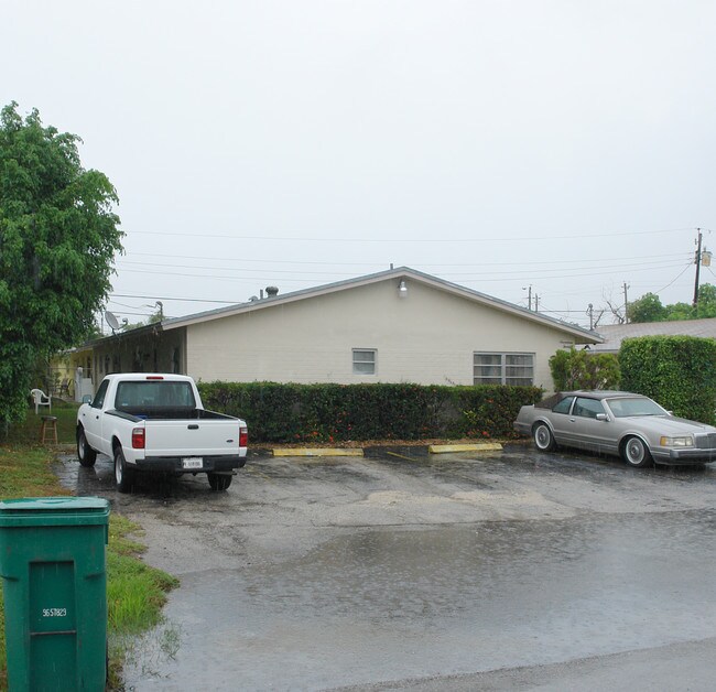 1710-1720 NW 3rd Ave in Fort Lauderdale, FL - Foto de edificio - Building Photo