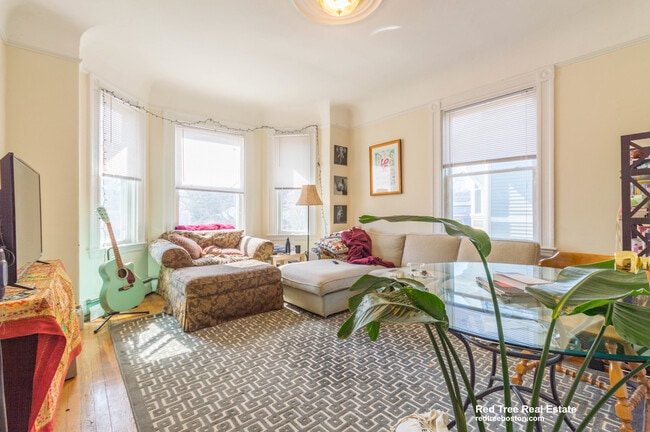 48 Green St, Unit 3, Unit 3