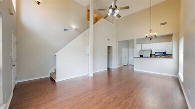 1619 Park Pl in College Station, TX - Building Photo - Building Photo