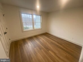 1087 Mt Tom Rd in East Stroudsburg, PA - Building Photo - Building Photo