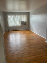 136 Maple Ave in Boonton, NJ - Building Photo - Building Photo