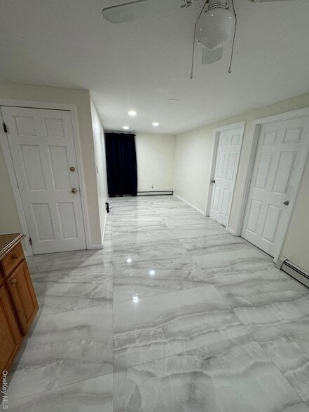 185 N Bicycle Path in Selden, NY - Building Photo - Building Photo