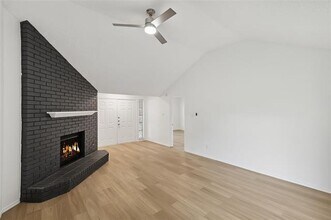 4046 St Christopher Ln in Dallas, TX - Building Photo - Building Photo