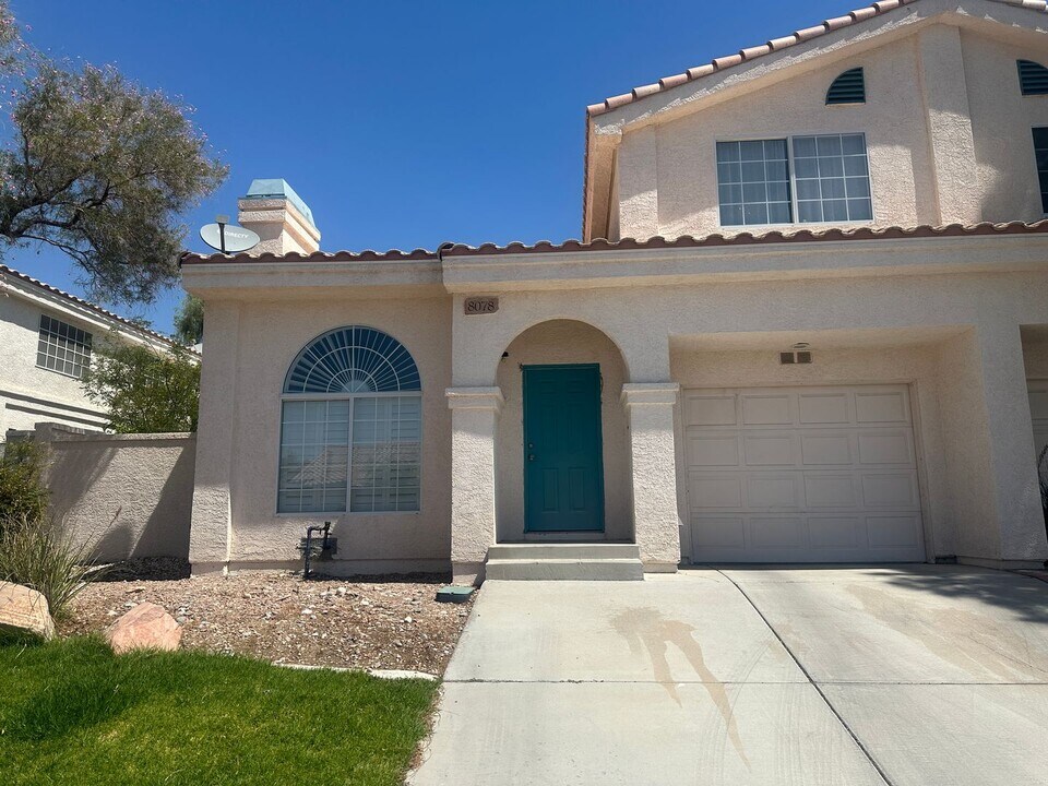 8078 W Rochelle Ave in Las Vegas, NV - Building Photo