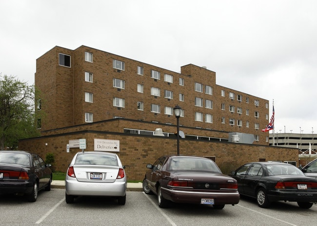 Deaconess Kraft Center in Cleveland, OH - Foto de edificio - Building Photo