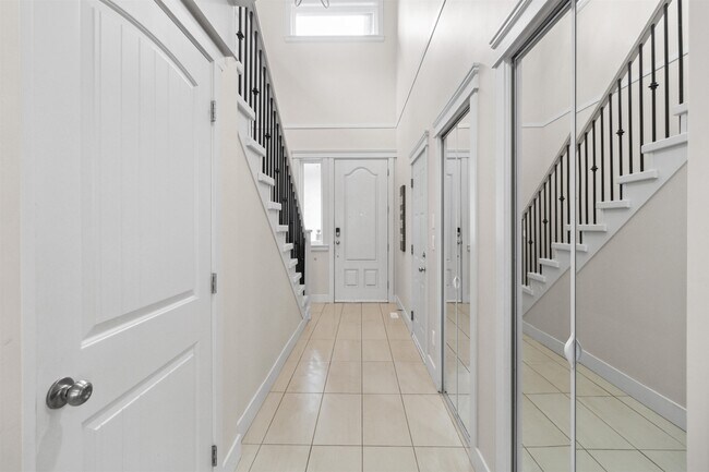 24220-2103A 103A Ave in Maple Ridge, BC - Building Photo - Building Photo