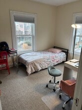 26 Jefferson St, Unit 2 in Newton, MA - Building Photo - Building Photo