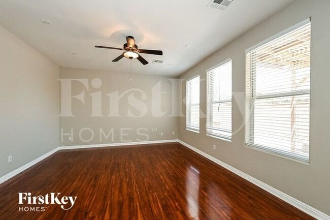 7178 Picton Ave in Las Vegas, NV - Building Photo - Building Photo