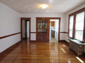 24 Colonial Ave in Newton, MA - Building Photo - Building Photo