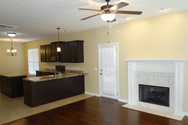 104 Read Tavern Rd in Hendersonville, TN - Building Photo - Building Photo