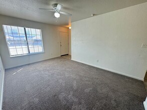3701 Ys Pak Ct, Unit Unit F in Killeen, TX - Building Photo - Building Photo