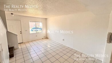 122 Lori Anne Ln in Winter Springs, FL - Foto de edificio - Building Photo