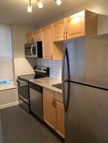 4511 McPherson Ave, Unit 202