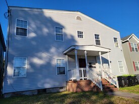 1520 Prentis Ave, Unit 4 in Portsmouth, VA - Building Photo