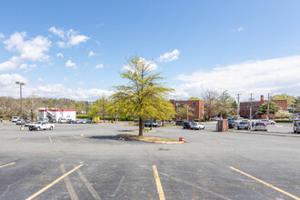 Mount Vernon Ave in Alexandria, VA - Building Photo - Building Photo