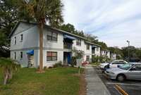 Cambridge Place in Clearwater, FL - Foto de edificio - Building Photo