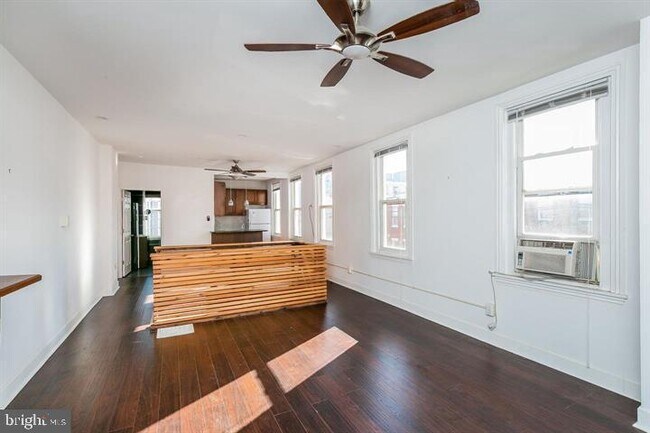 1801 N Mascher St in Philadelphia, PA - Building Photo - Building Photo