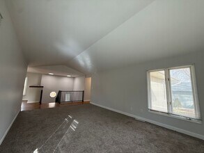 53 Penfro Dr in Iowa City, IA - Building Photo - Building Photo