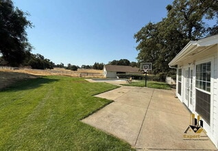 5291 Bryant Rd in Shingle Springs, CA - Building Photo - Building Photo