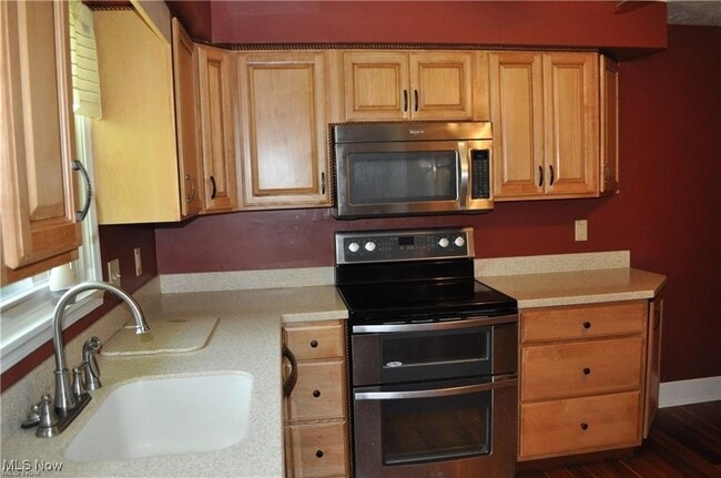 7615 Stuhldreher St NW in Massillon, OH - Building Photo - Building Photo