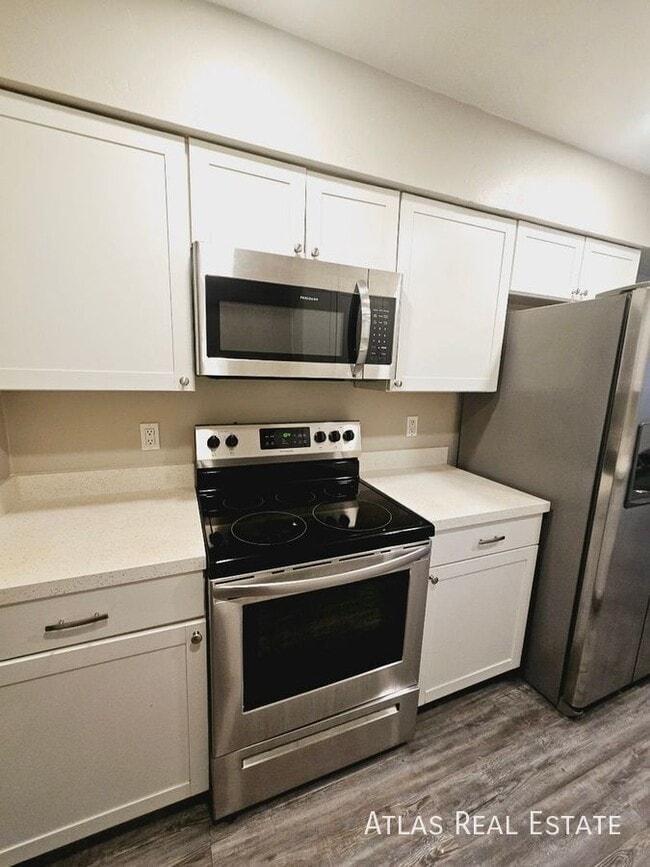 2826 E Capri Cir in Mesa, AZ - Building Photo - Building Photo